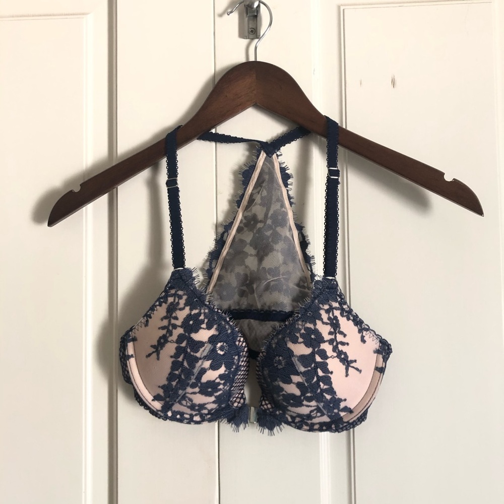VS Dream Angels Push-Up Bra in Navy/Blush